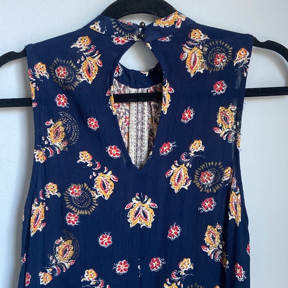 Mock Neck Dress - Picture 5 of 6